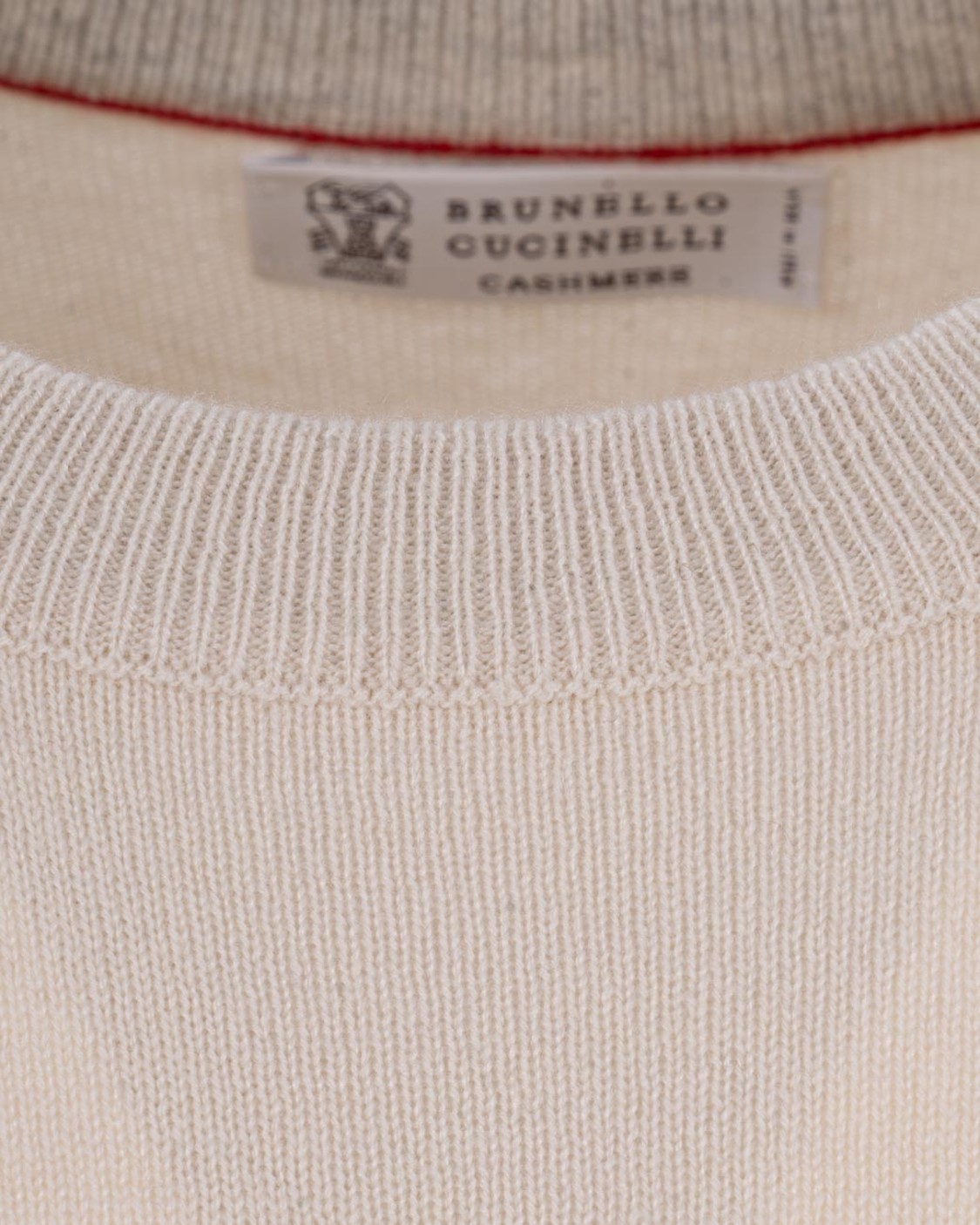 shop BRUNELLO CUCINELLI  Girocollo: Brunello Cucinelli maglia in cashmere.
Girocollo in maglia a costina.
Polsini e fondo in maglia a costina.
Maglia rasata.
Composizione: 100% CASHMERE.
Made in Italy.. M2200100-CK878 number 5718942